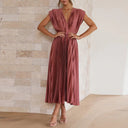 Crispes | The V-neck dress 3