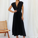 Crispes | The V-neck dress 7